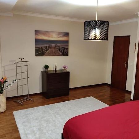 Апартаменты Guestready - Charming Accents Near The Beach Сесимбра Экстерьер фото