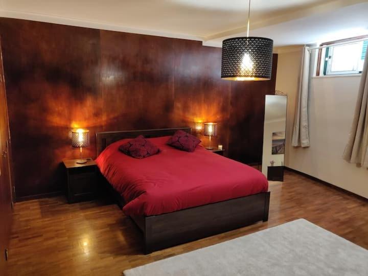 Апартаменты Guestready - Charming Accents Near The Beach Сесимбра Экстерьер фото