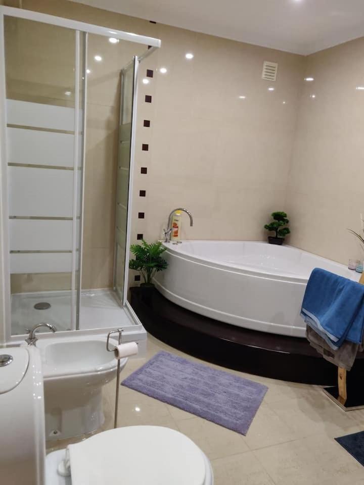 Апартаменты Guestready - Charming Accents Near The Beach Сесимбра Экстерьер фото