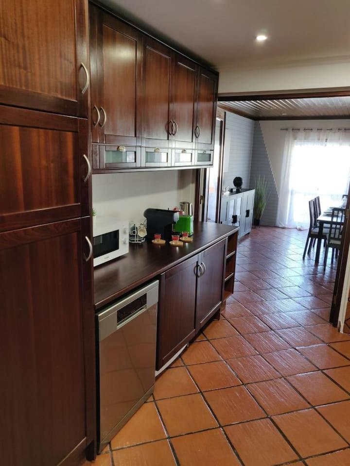 Апартаменты Guestready - Charming Accents Near The Beach Сесимбра Экстерьер фото